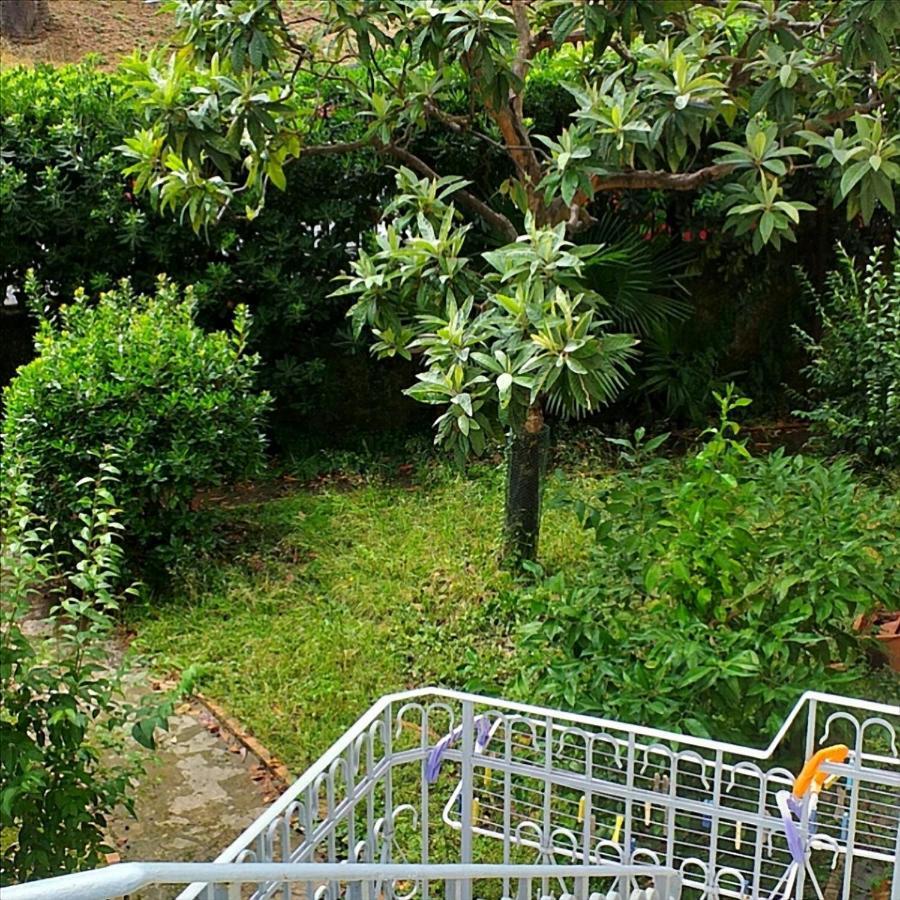 Un Giardino A Due Passi Dal Mare Apartman La Spezia Kültér fotó